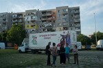 p0111250-1.jpg - 