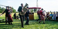 p0184001-1.jpg - 